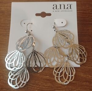 A.n.a. Womens Elegant Teardrop Shaped Pattern Pierced Silver Dangle Earrings New
